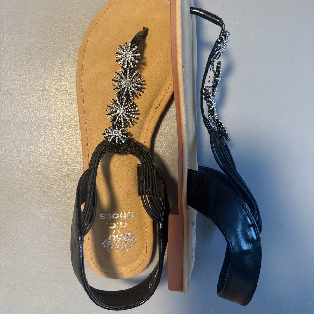 Sandal